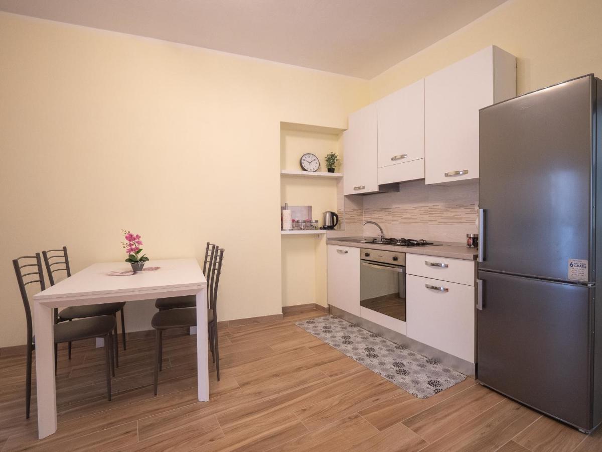 Camelia House Apartment Bellano Luaran gambar